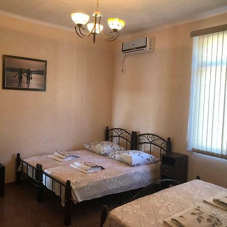 Emiliya Guest House Gagra Eksteriør billede