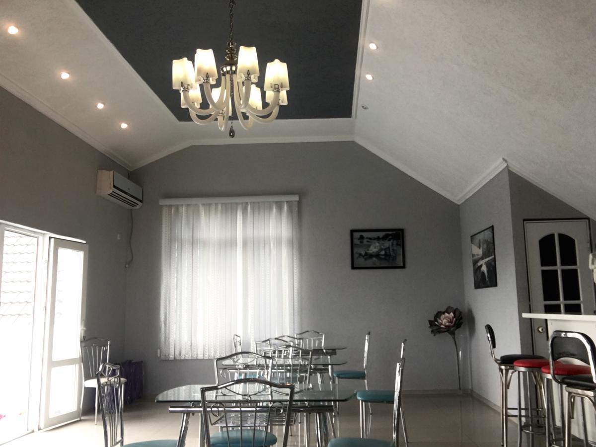 Emiliya Guest House Gagra Eksteriør billede